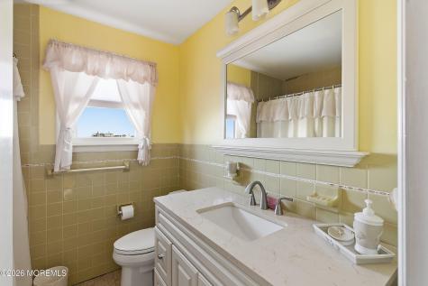 13 Hodgson Lane Long Beach Twp NJ 08008
