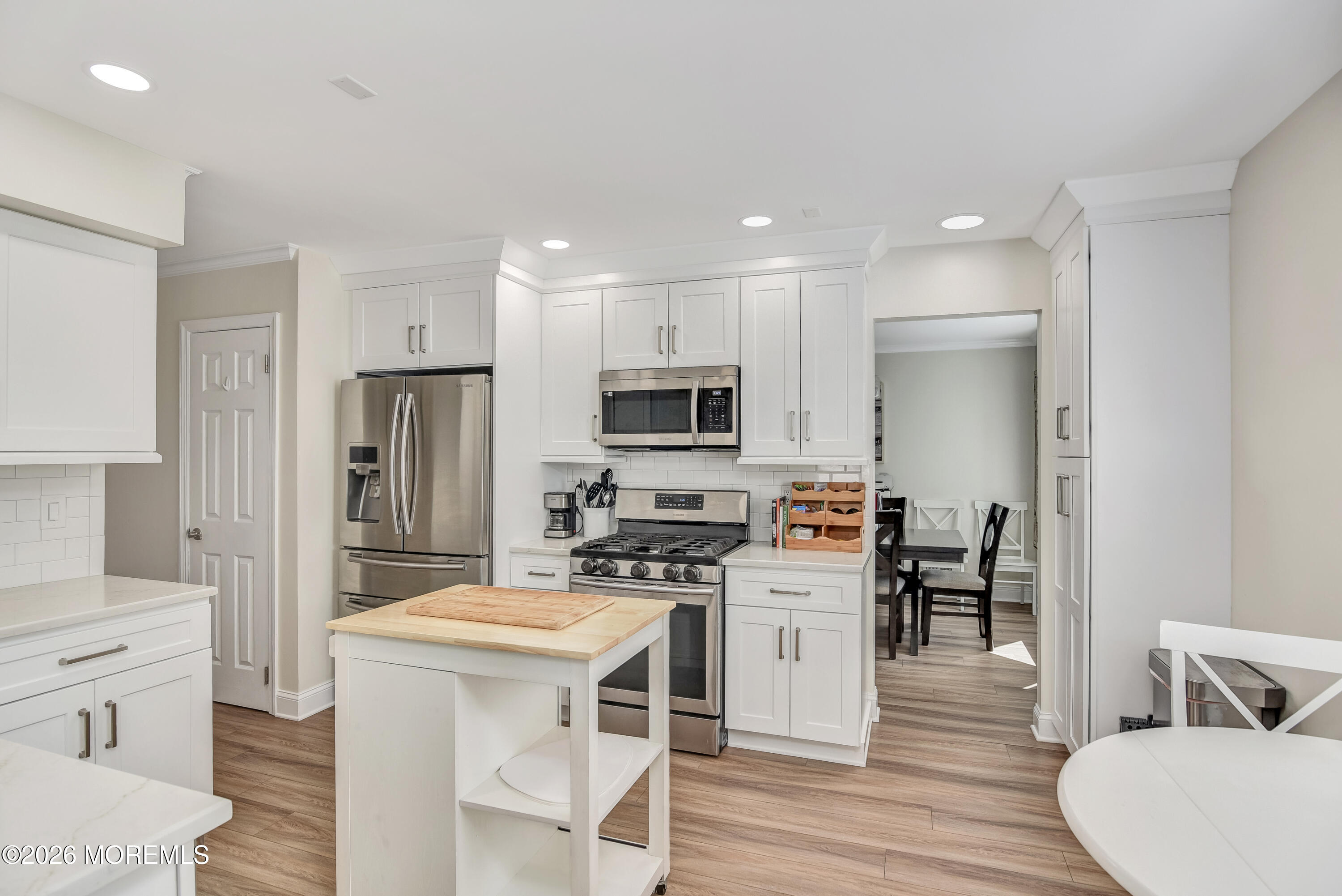 4 Scarlet Lane Howell NJ 07731