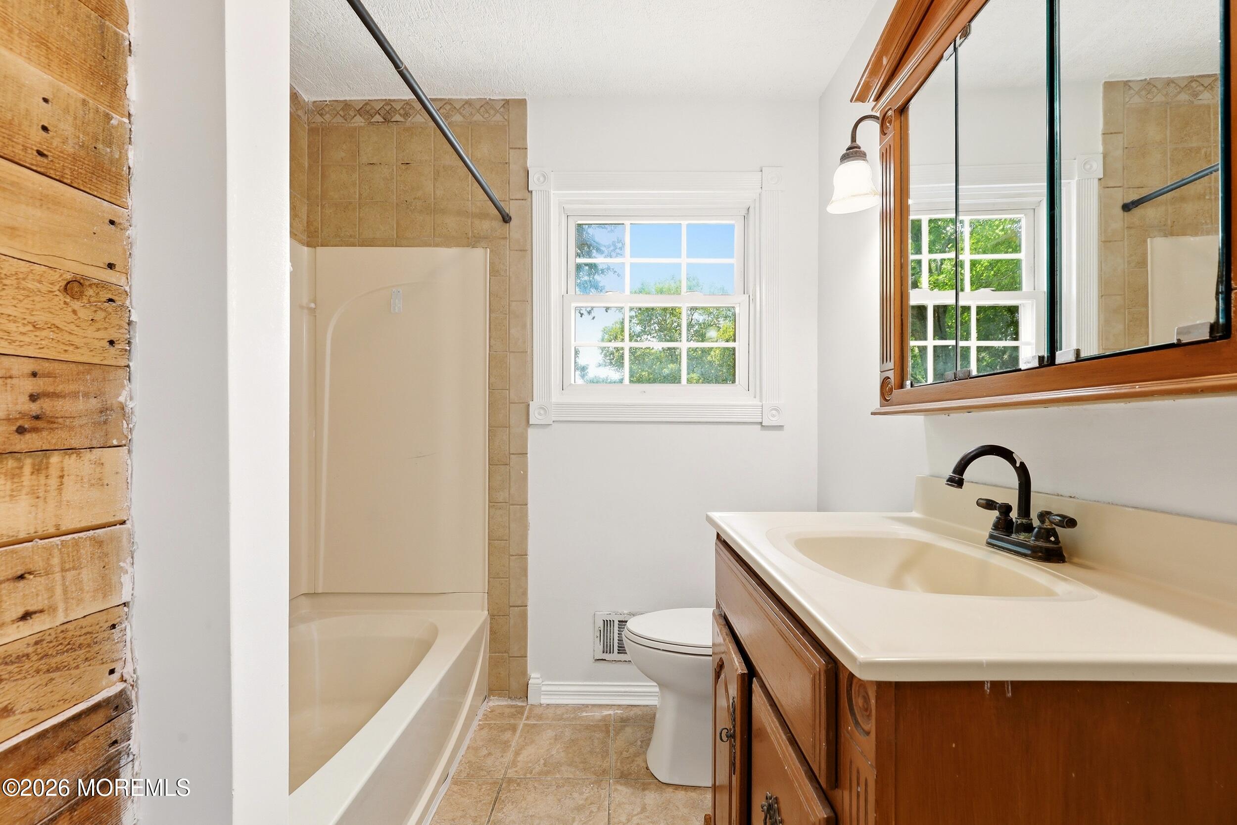 5 Dogwood Drive Jackson NJ 08527
