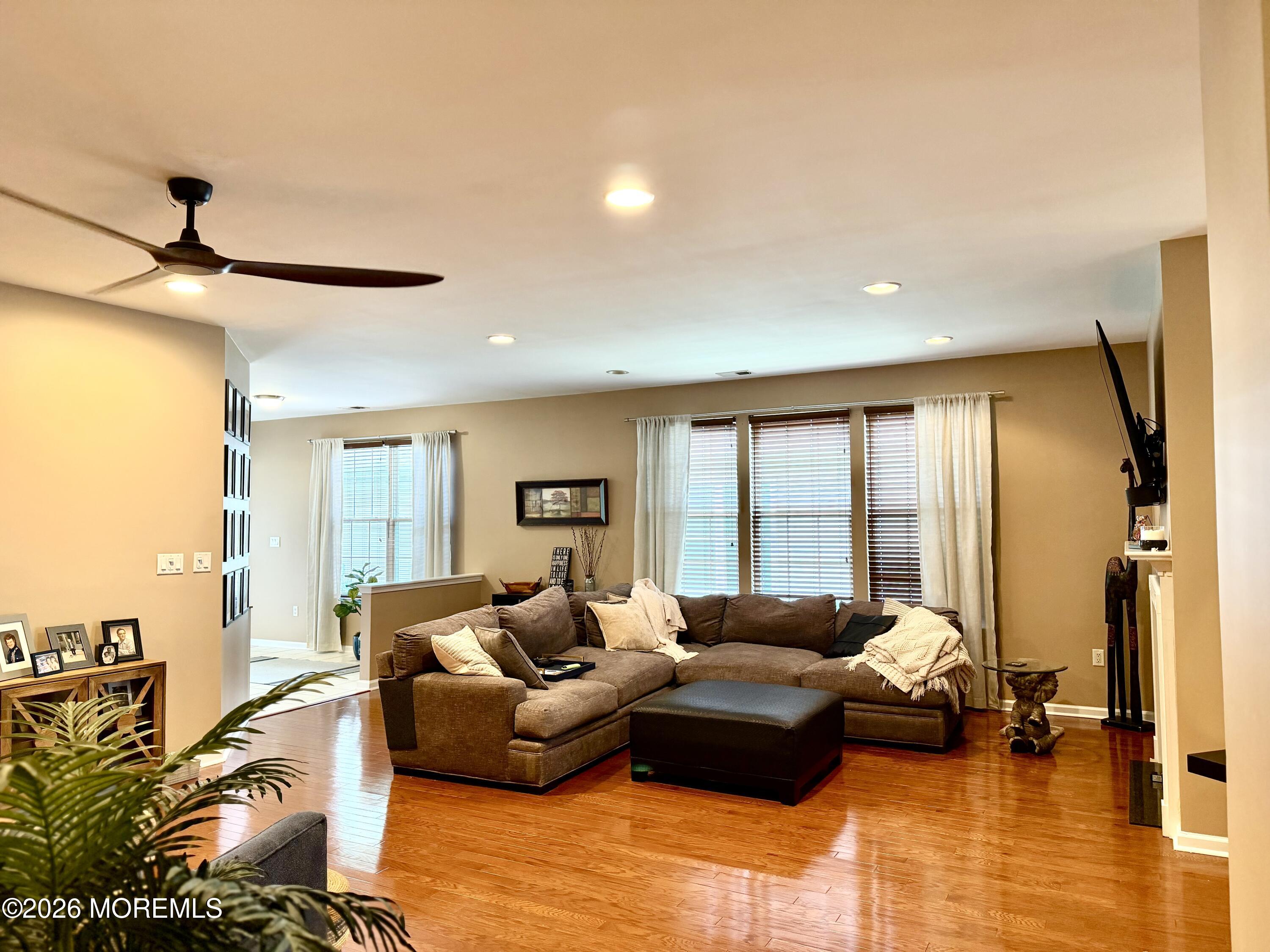9 Powderhorn Way Allentown NJ 08501