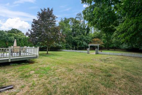 73 Larchwood Avenue West Long Branch NJ 07764