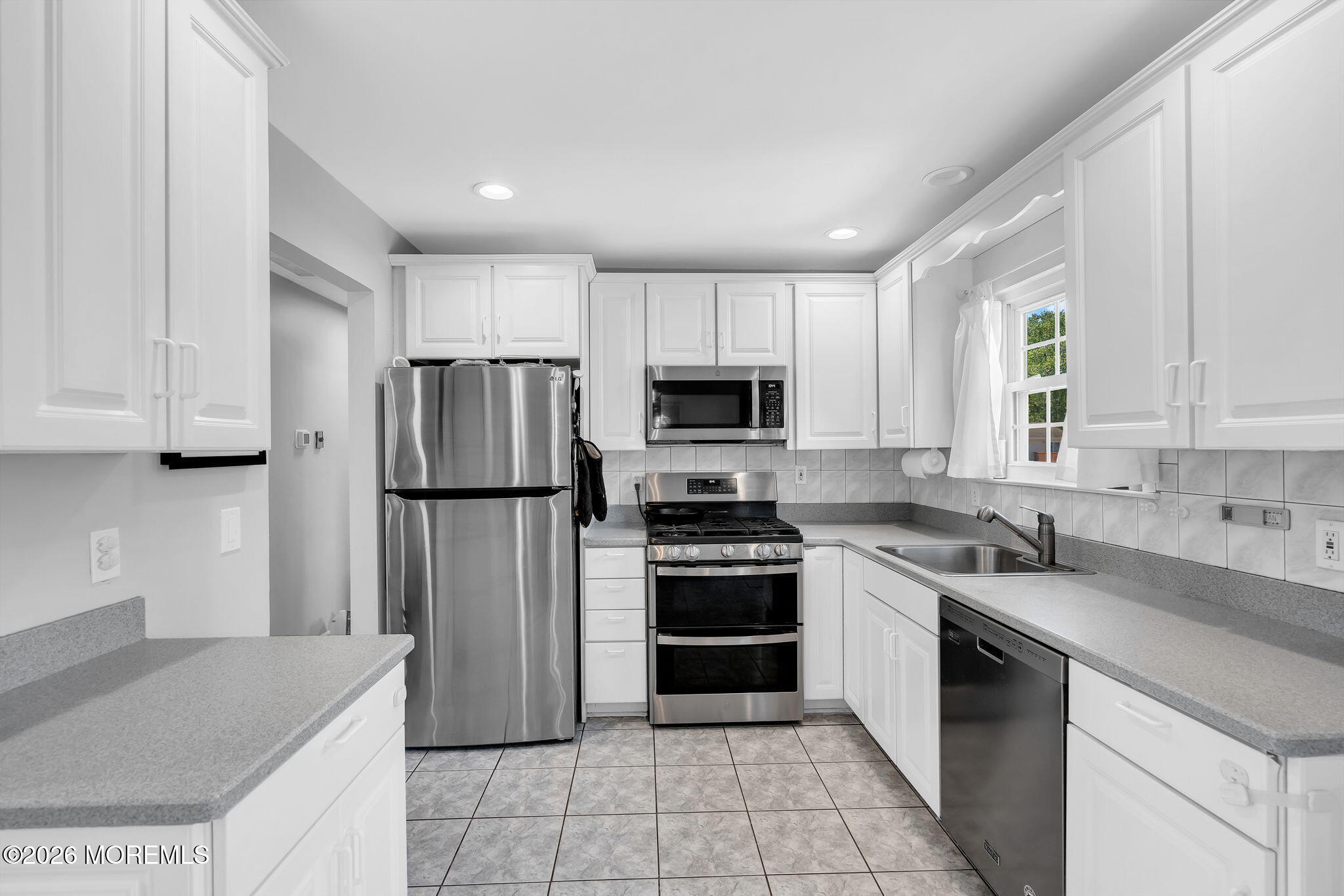 31 Dogwood Drive Jackson NJ 08527