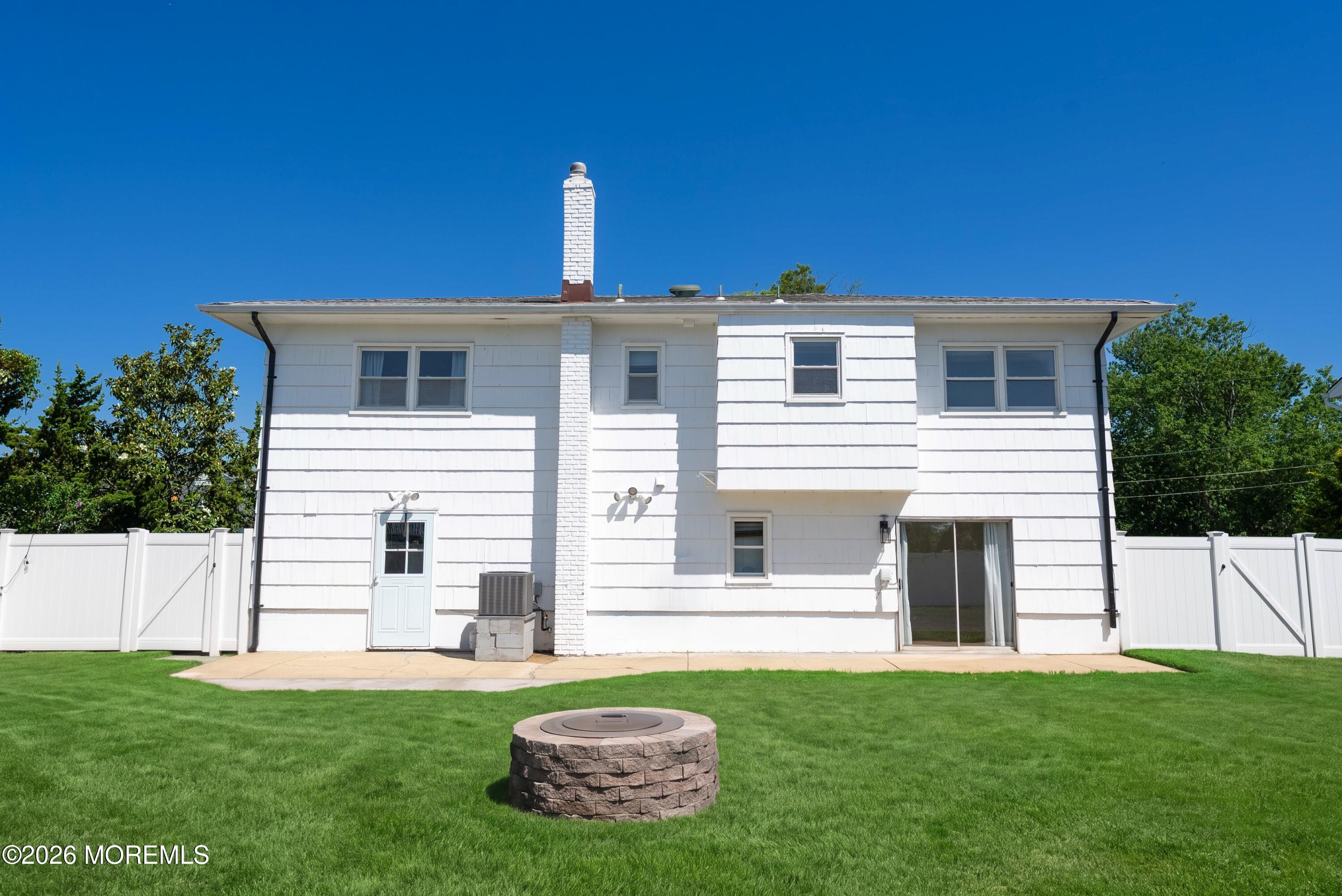 8 Woolley Street Monmouth Beach NJ 07750