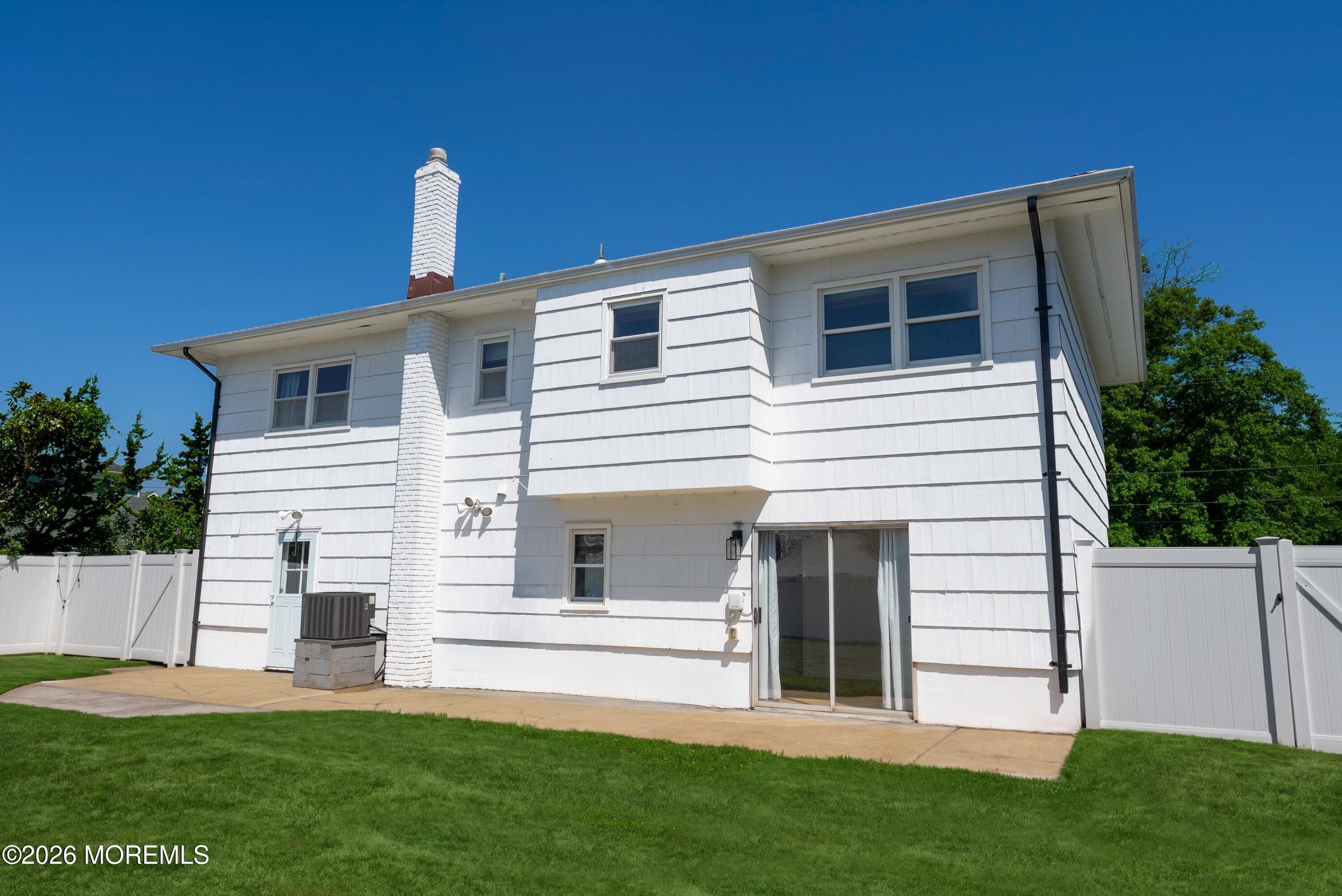 8 Woolley Street Monmouth Beach NJ 07750