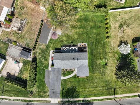 450 Church Street Belford NJ 07718