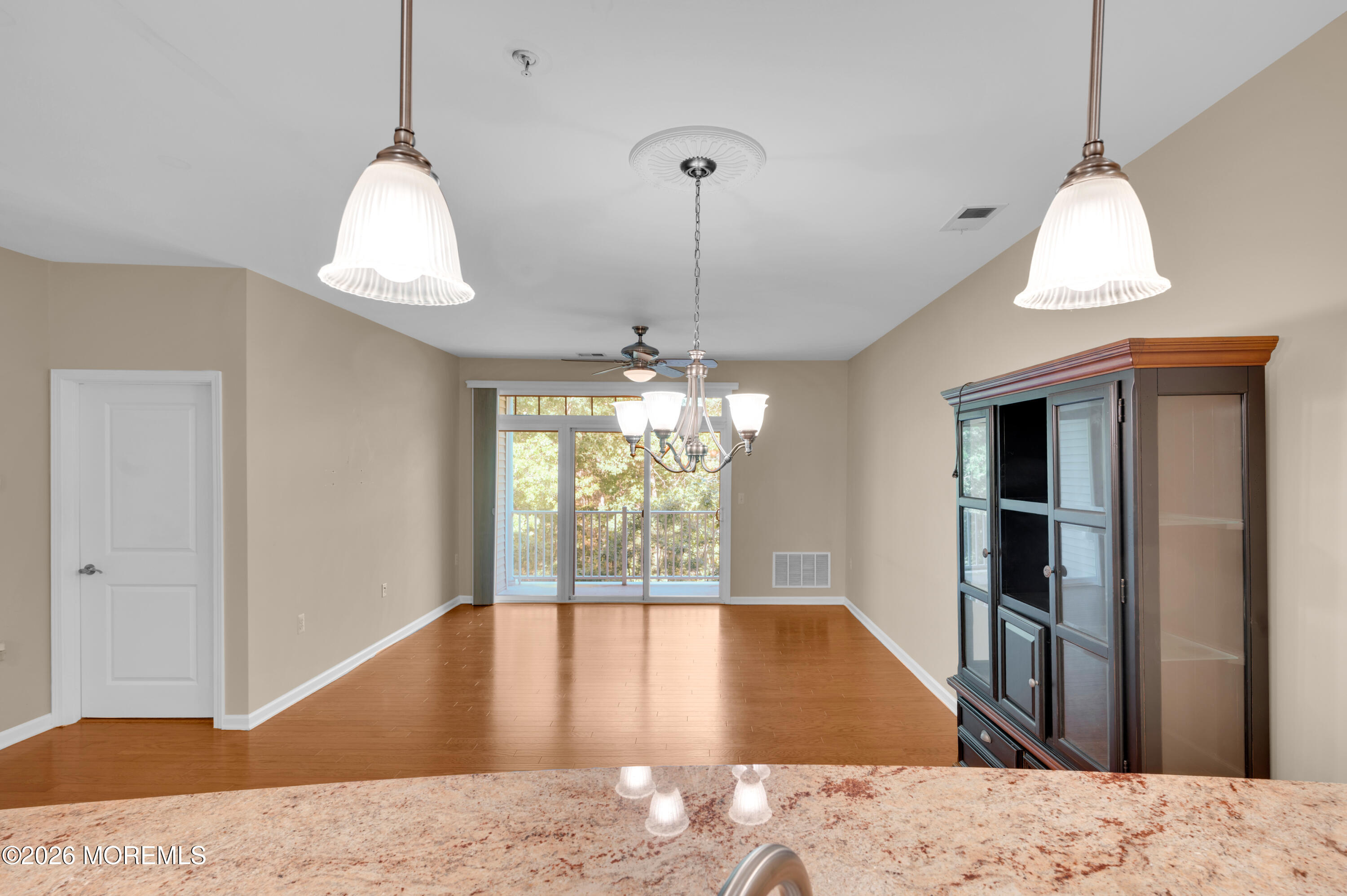 724 Amy Court Lakewood NJ 08701