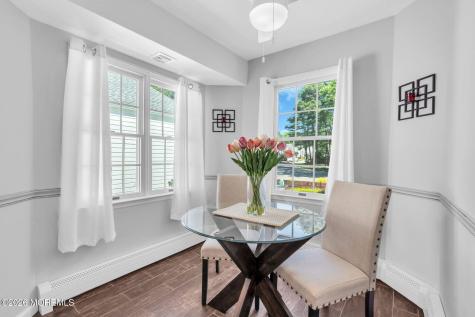 98 Longwood Drive Manahawkin NJ 08050