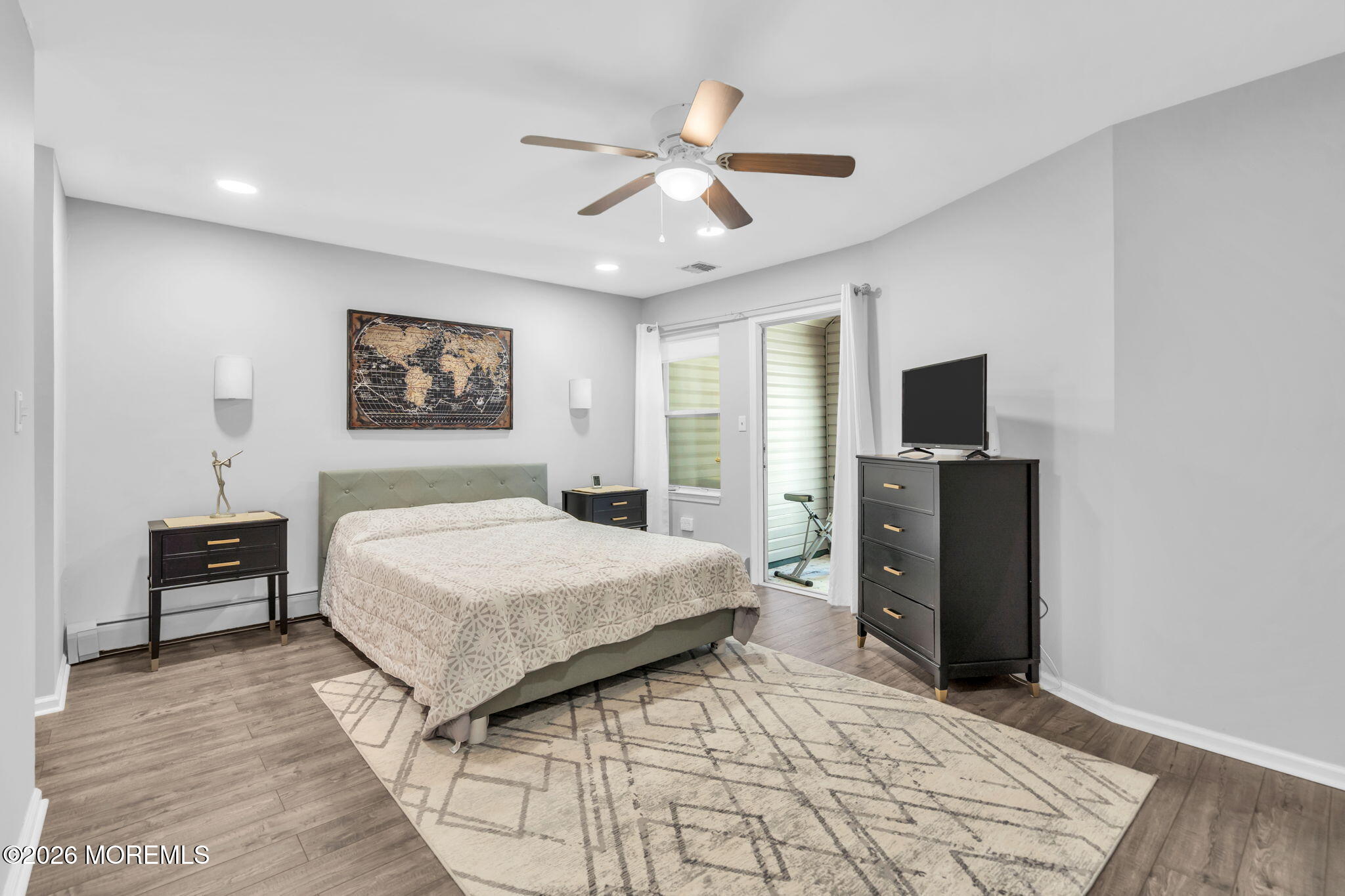 98 Longwood Drive Manahawkin NJ 08050