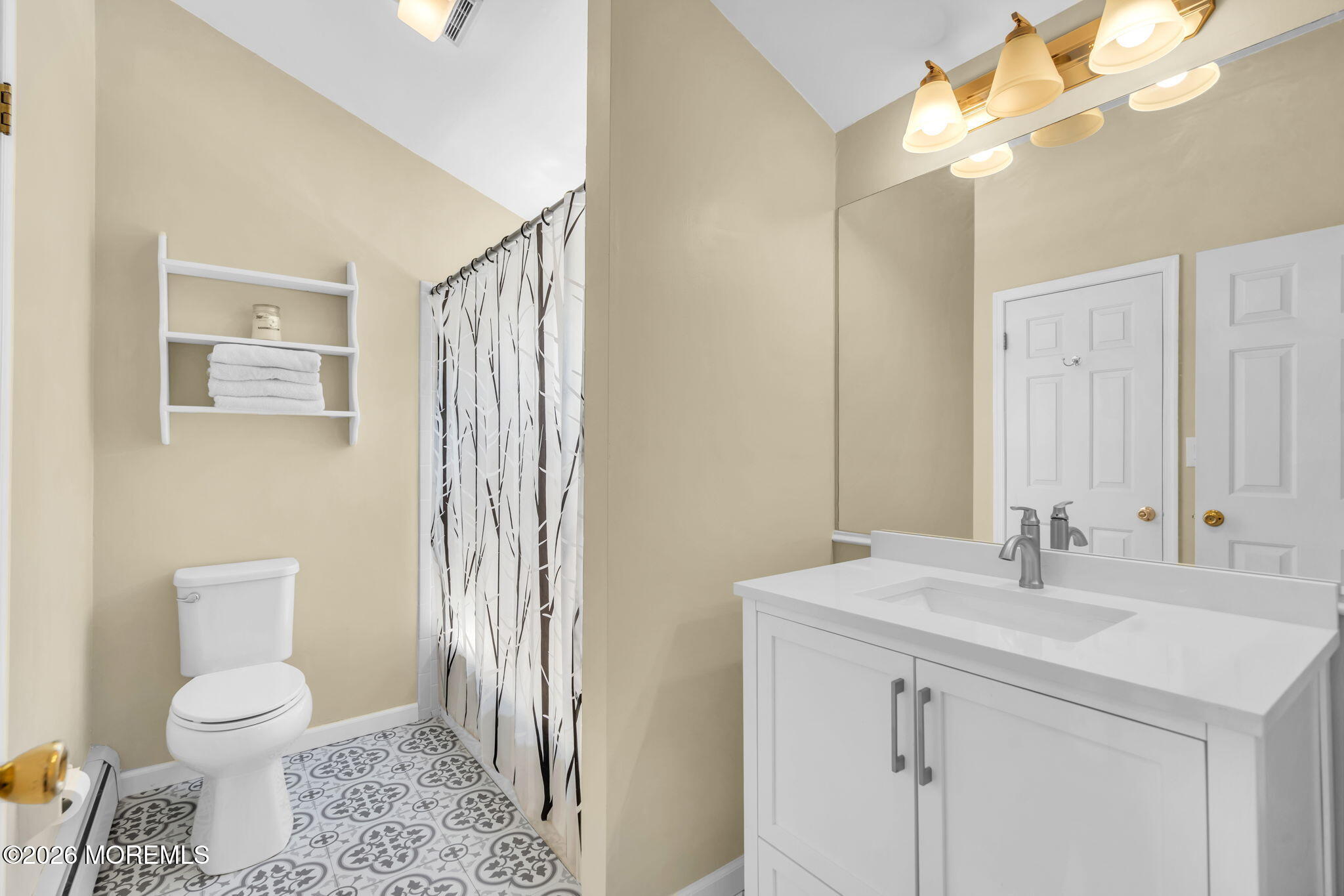 98 Longwood Drive Manahawkin NJ 08050