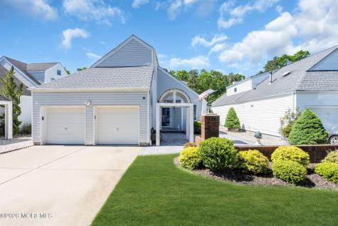 98 Longwood Drive Manahawkin NJ 08050