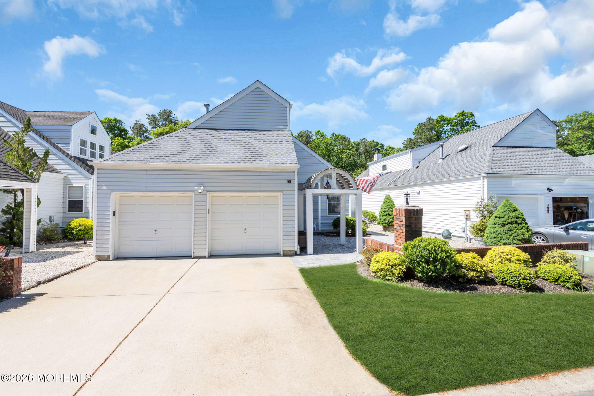 98 Longwood Drive Manahawkin NJ 08050