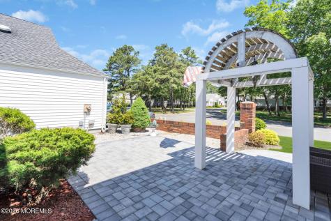 98 Longwood Drive Manahawkin NJ 08050