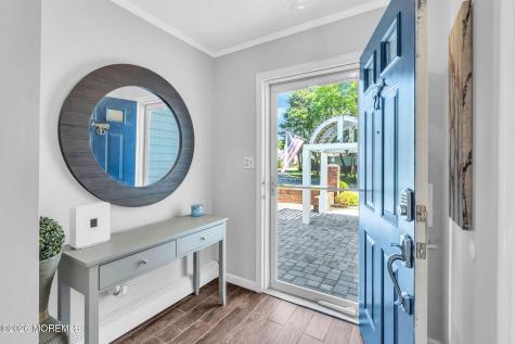 98 Longwood Drive Manahawkin NJ 08050