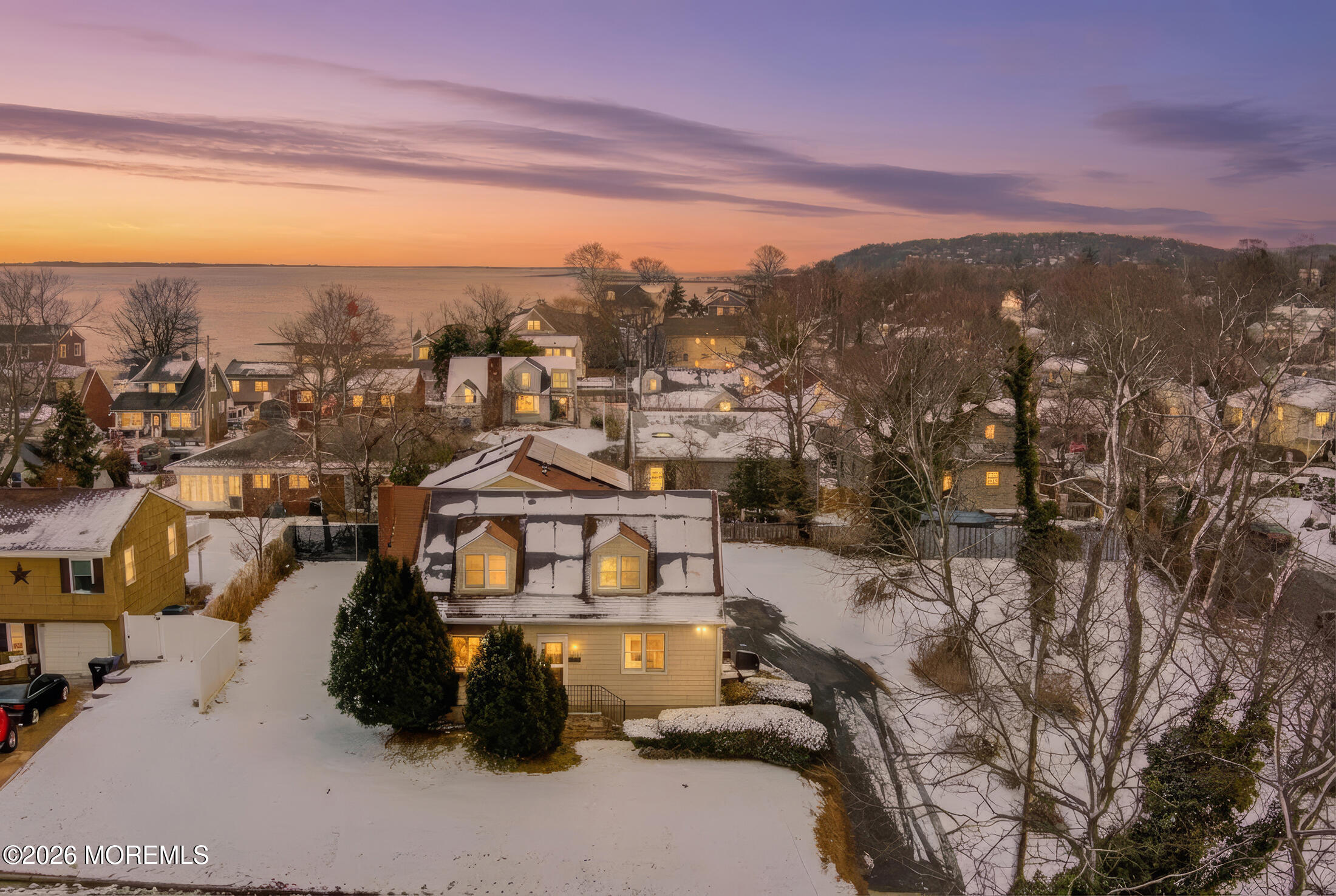 12 Thompson Avenue Leonardo NJ 07737