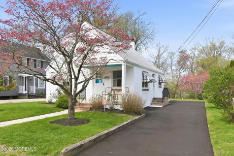 50 Ridge Avenue Manasquan NJ 08736
