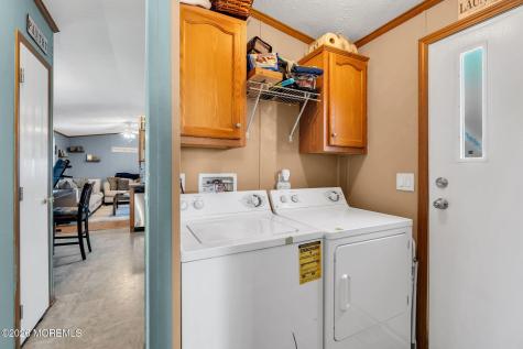 12 Locust Grove Hazlet NJ 07730