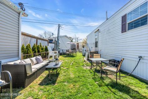 12 Locust Grove Hazlet NJ 07730
