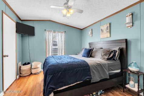 12 Locust Grove Hazlet NJ 07730