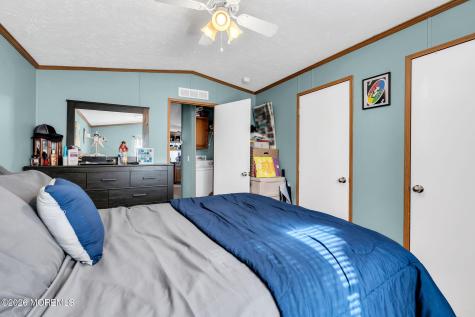 12 Locust Grove Hazlet NJ 07730
