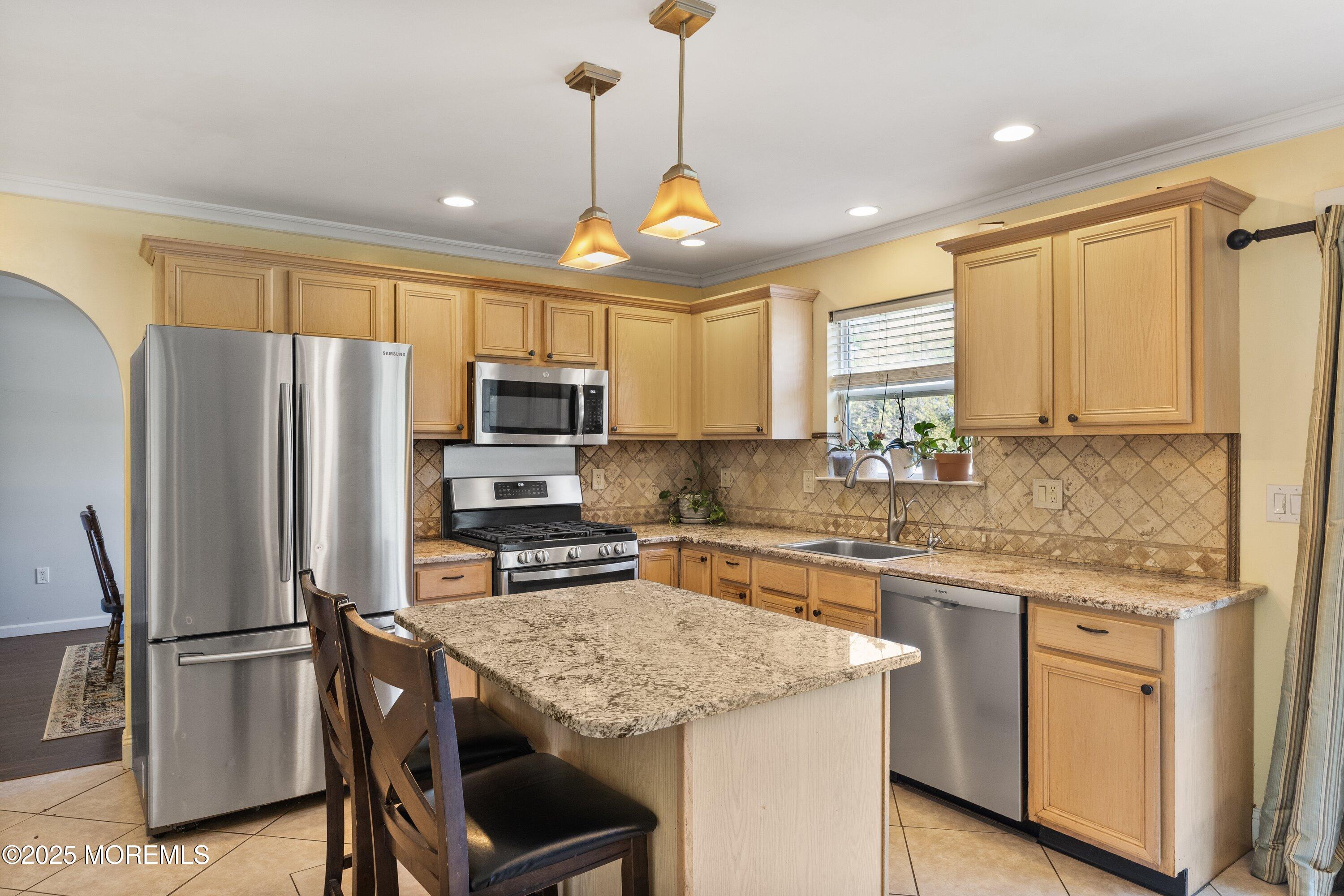 4 Alexander Drive Allentown NJ 08501