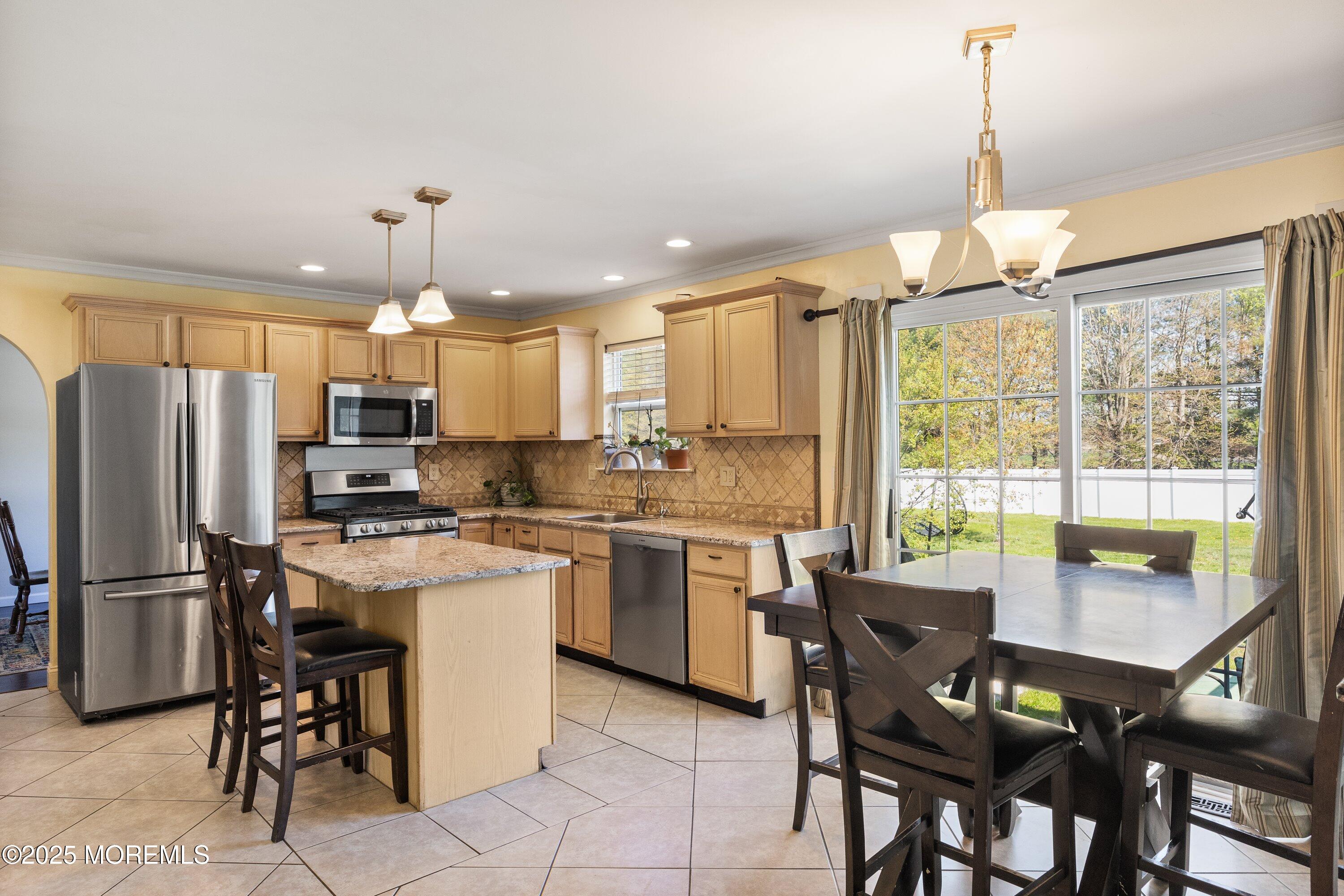 4 Alexander Drive Allentown NJ 08501