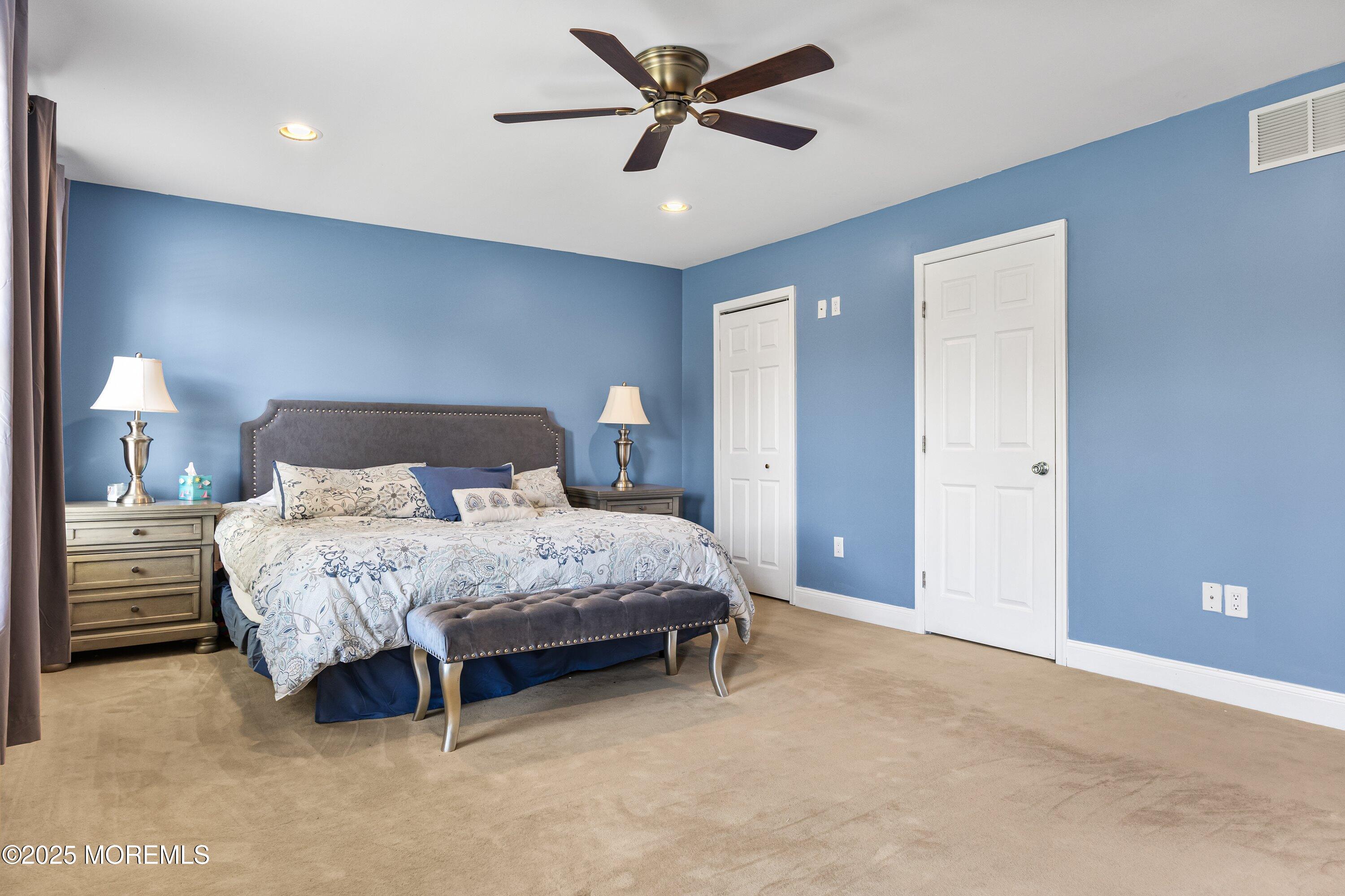 4 Alexander Drive Allentown NJ 08501