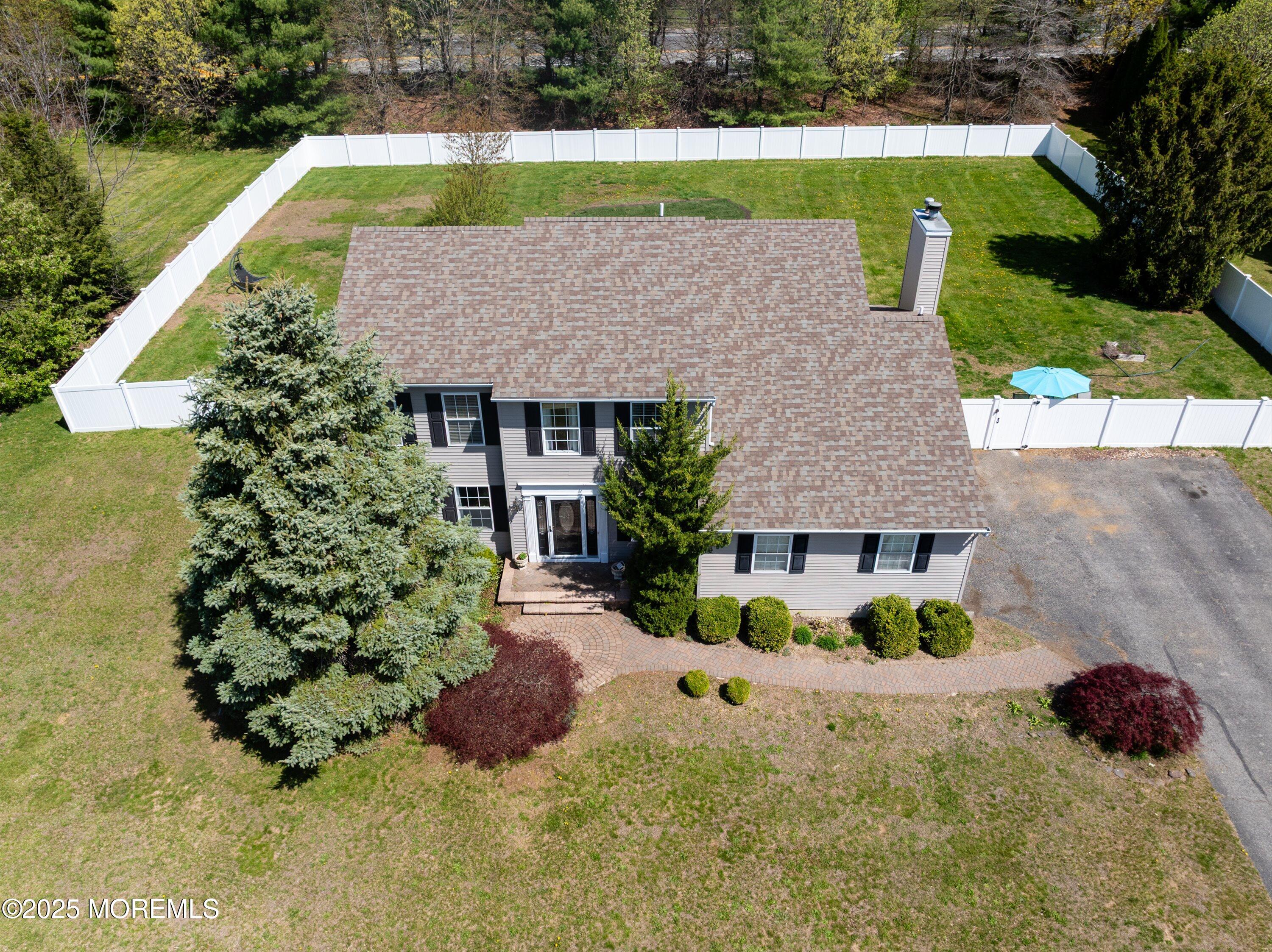 4 Alexander Drive Allentown NJ 08501