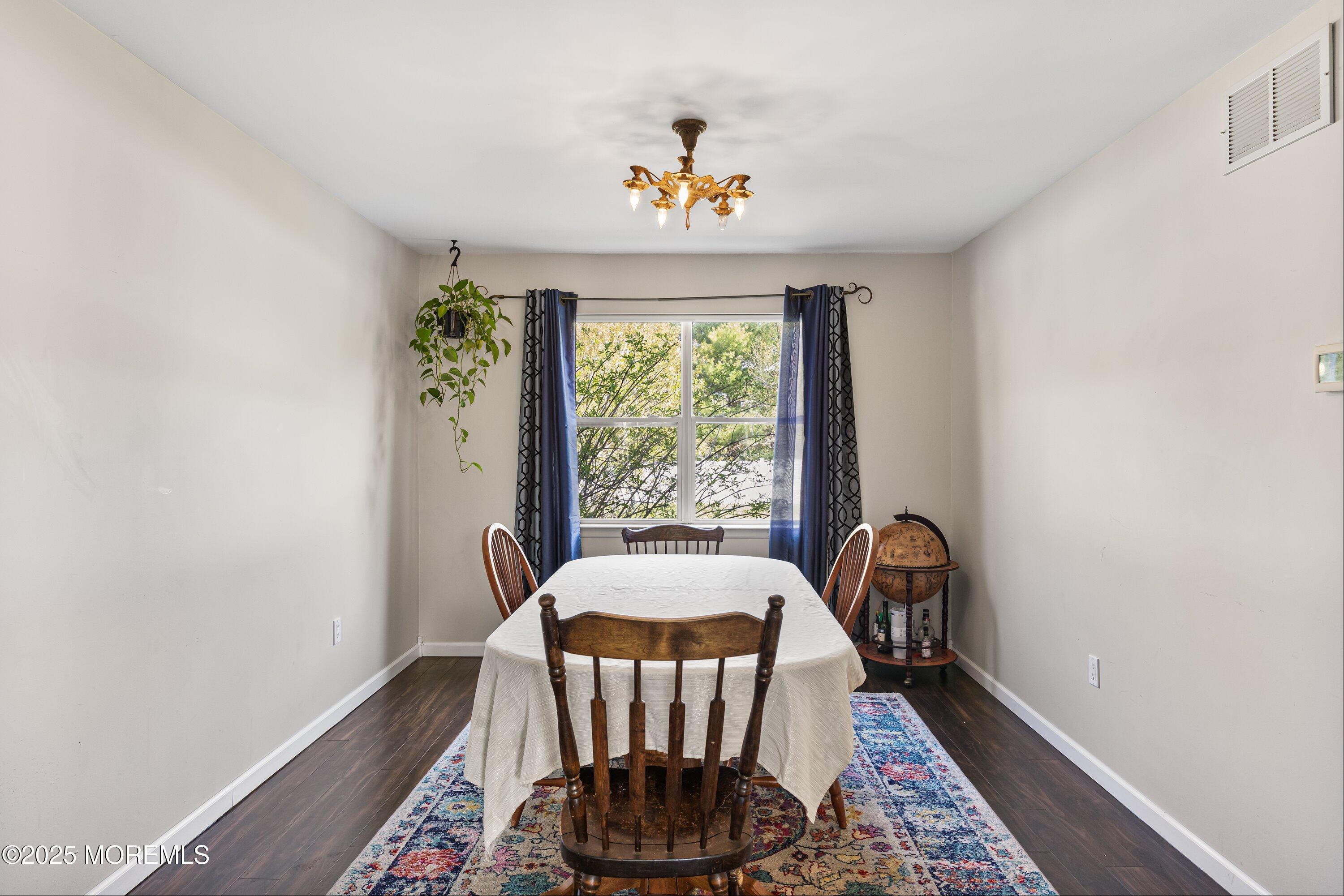 4 Alexander Drive Allentown NJ 08501