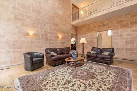 5 Tara Court Holmdel NJ 07733