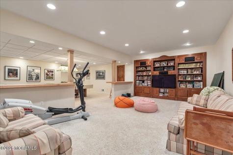 5 Tara Court Holmdel NJ 07733