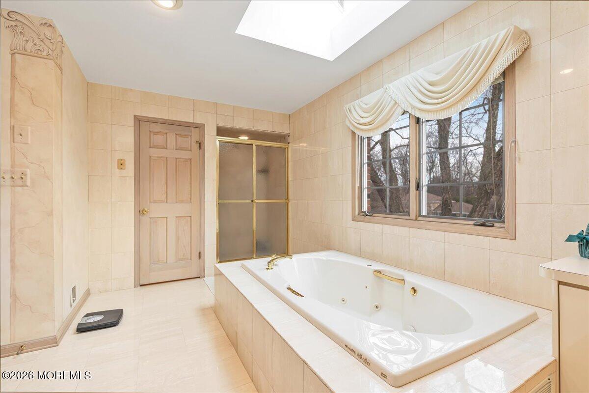 5 Tara Court Holmdel NJ 07733