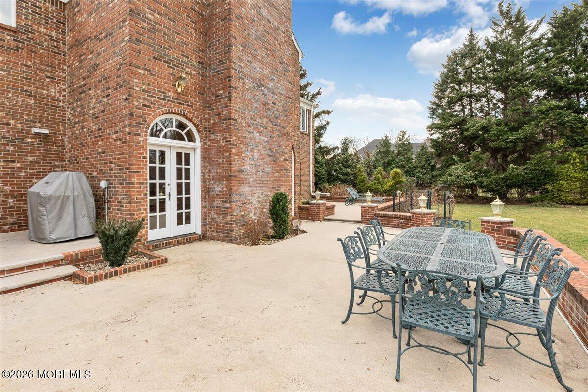 5 Tara Court Holmdel NJ 07733