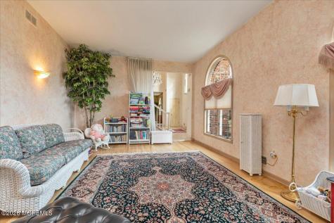 5 Tara Court Holmdel NJ 07733