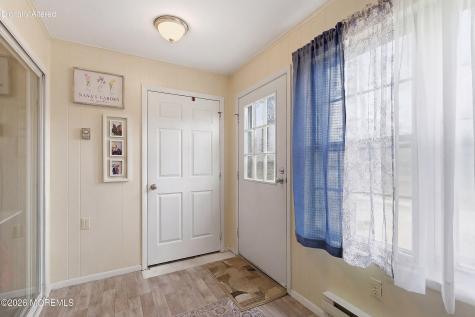 43 Cambridge Circle Manchester NJ 08759