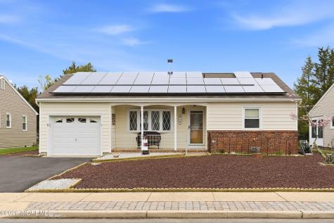 38 Westbrook Drive Toms River NJ 08757