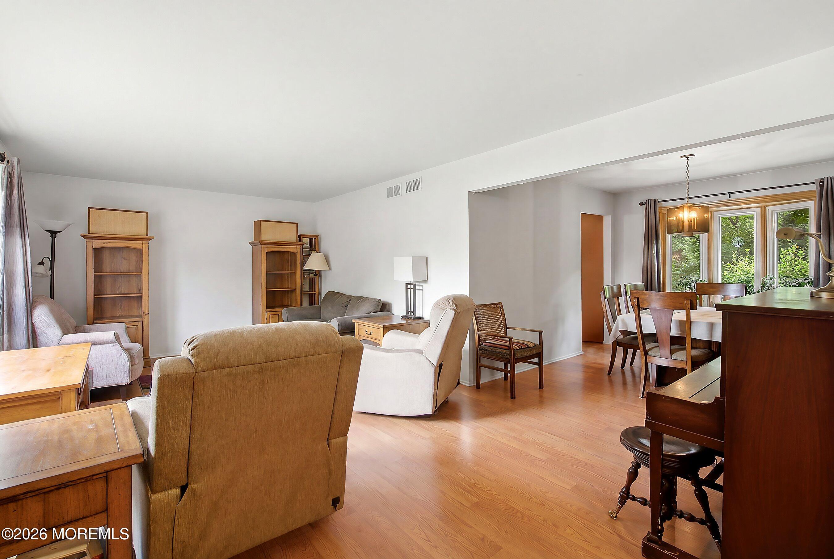 39 Mcfadden Drive Monroe NJ 08831