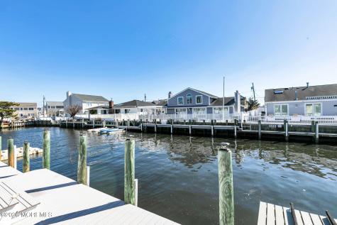 327 Tide Pond Road Mantoloking NJ 08738