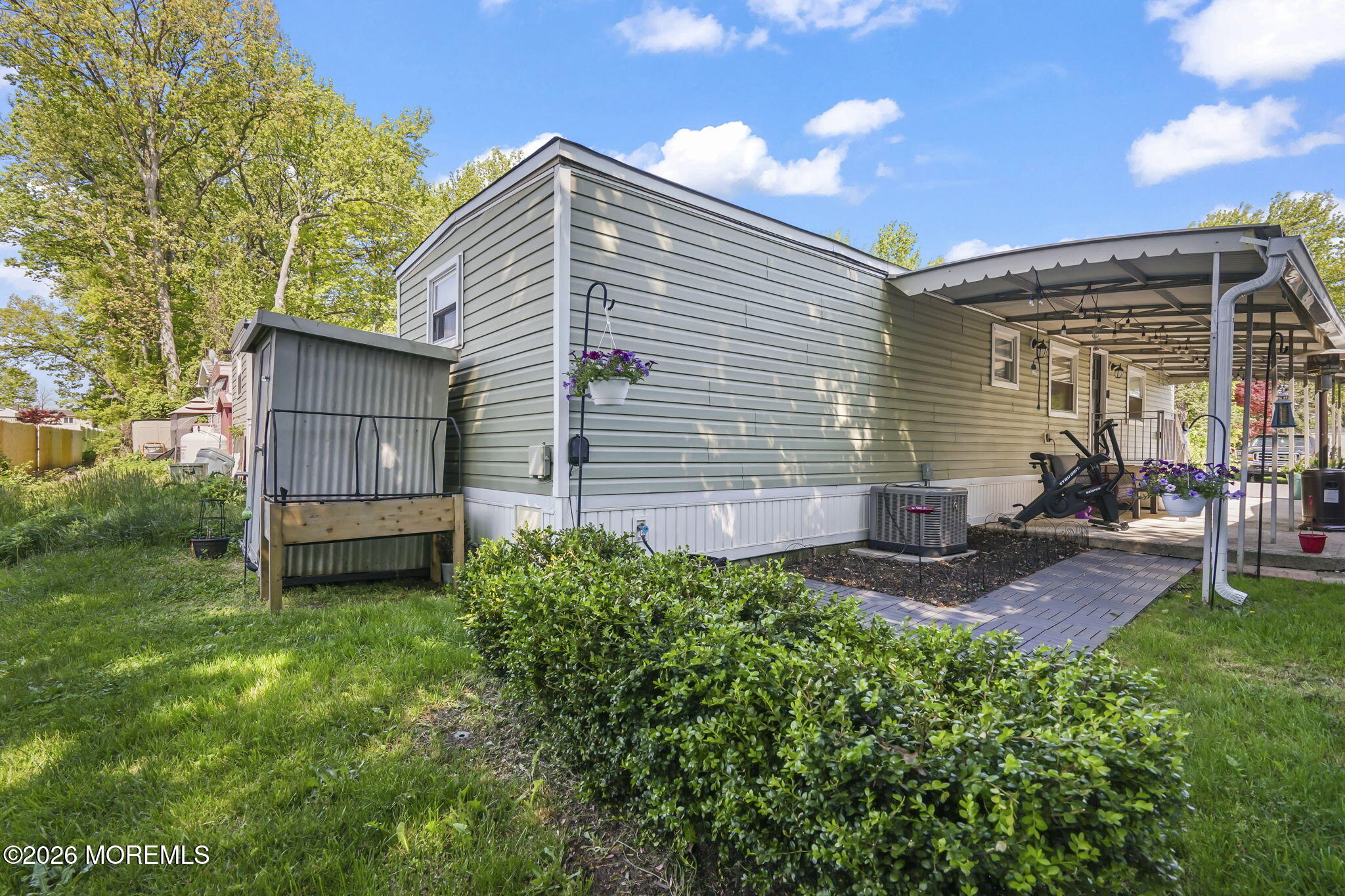 44 Sams Trailer Court Court Hazlet NJ 07730