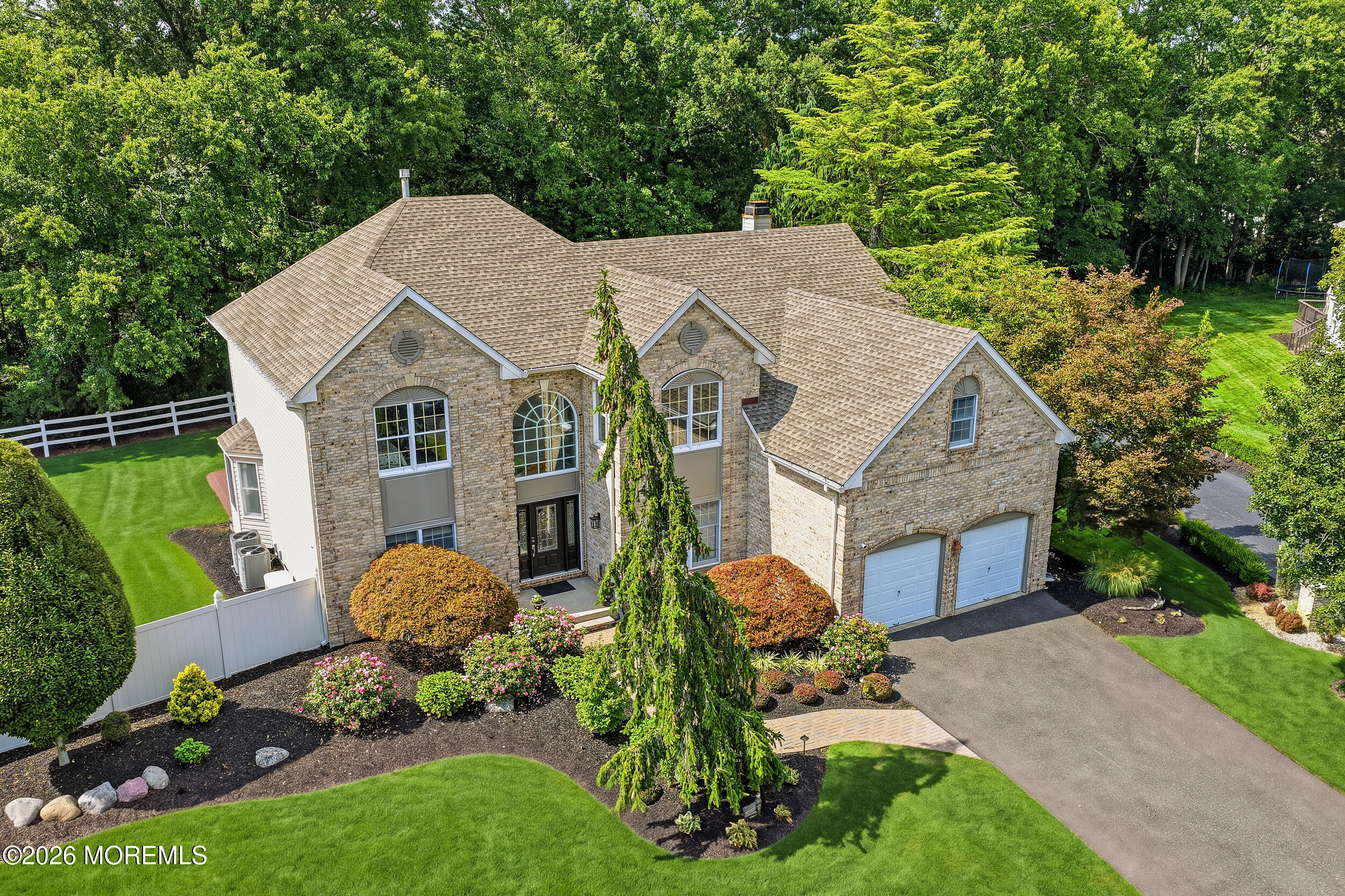 48 Vardon Way Farmingdale NJ 07727