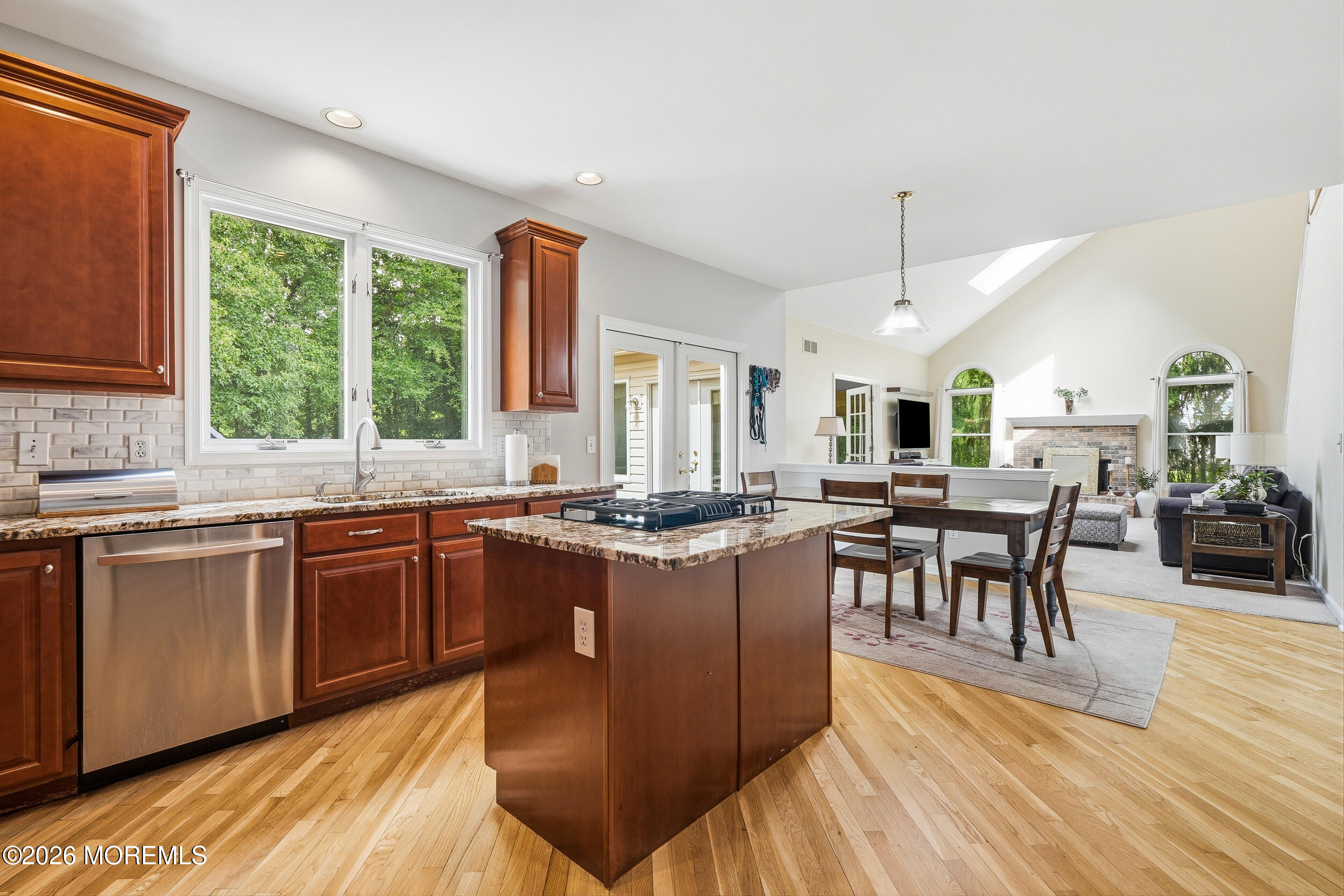 48 Vardon Way Farmingdale NJ 07727