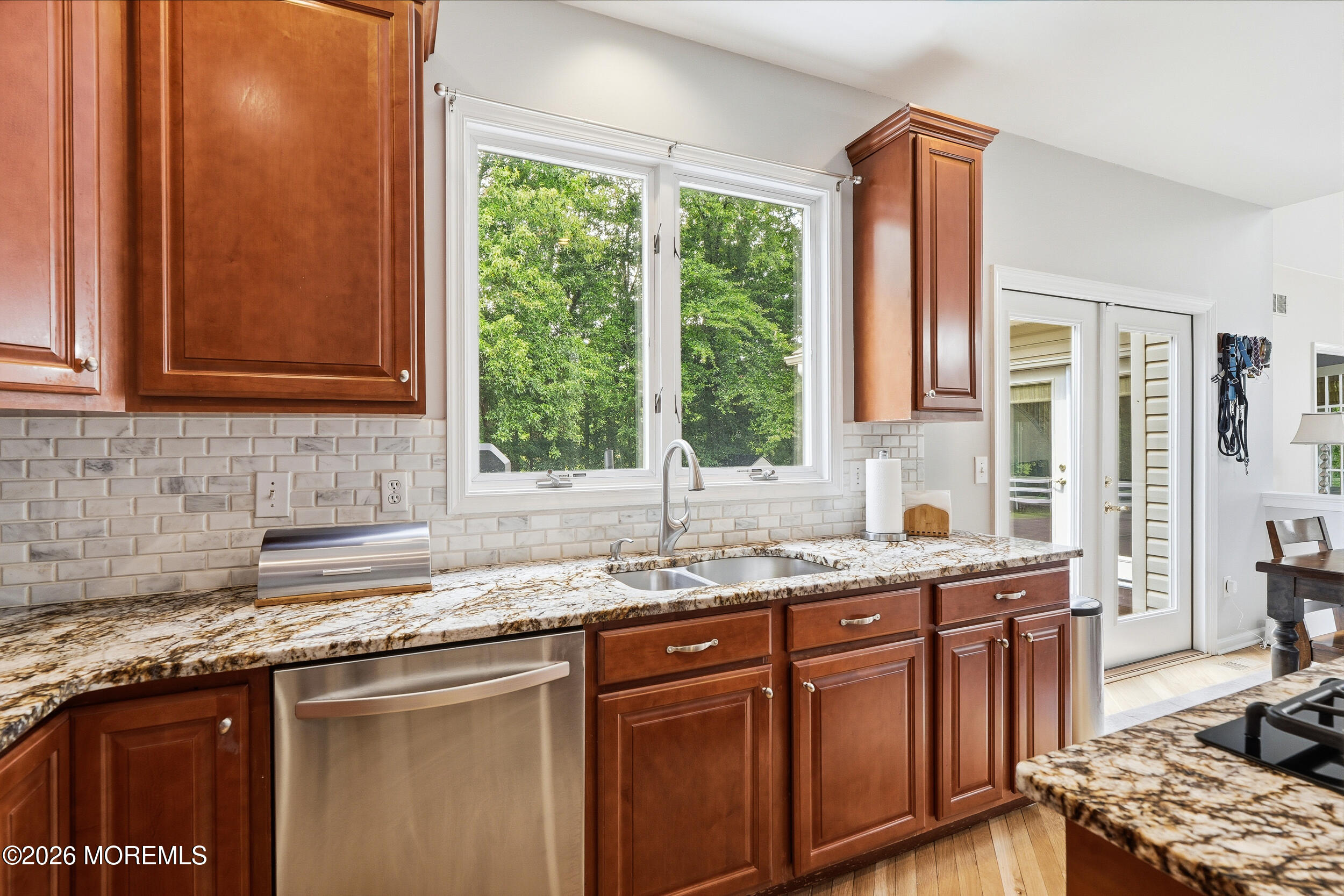 48 Vardon Way Farmingdale NJ 07727