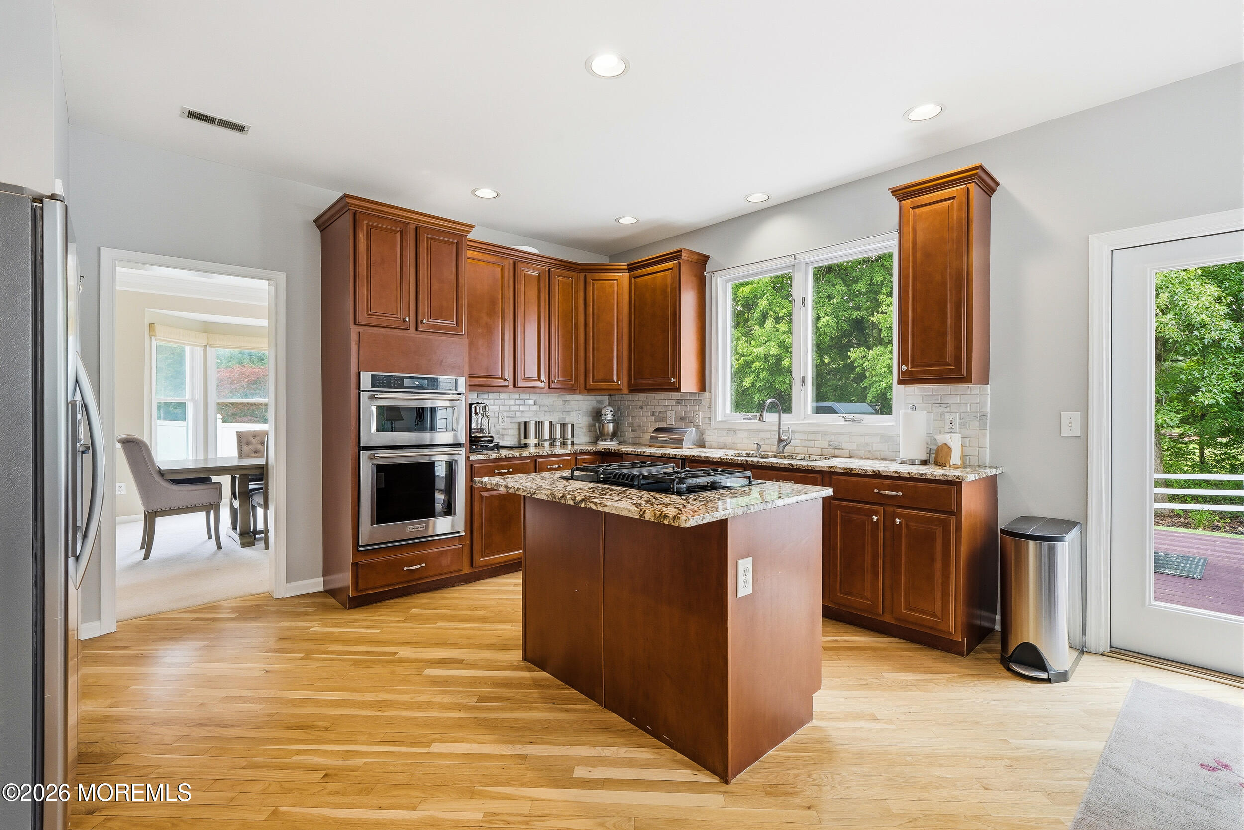 48 Vardon Way Farmingdale NJ 07727