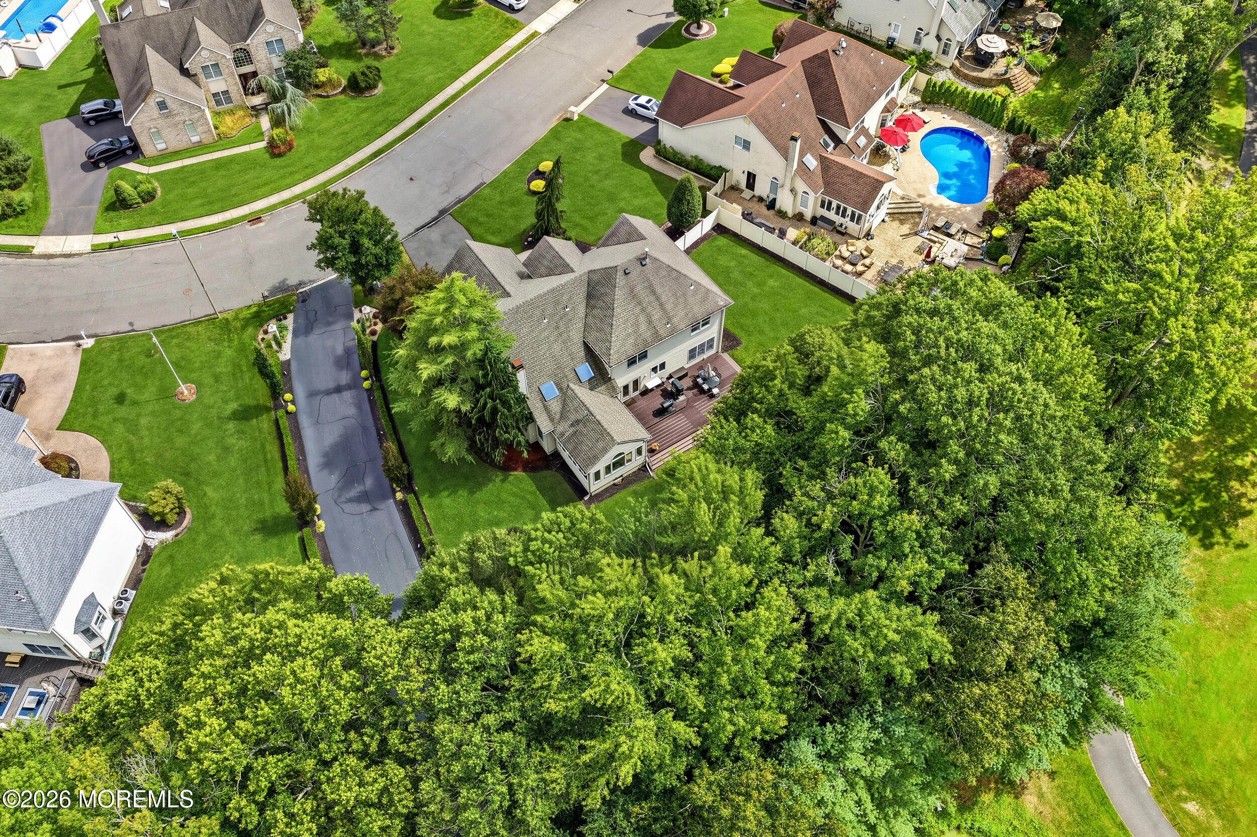 48 Vardon Way Farmingdale NJ 07727