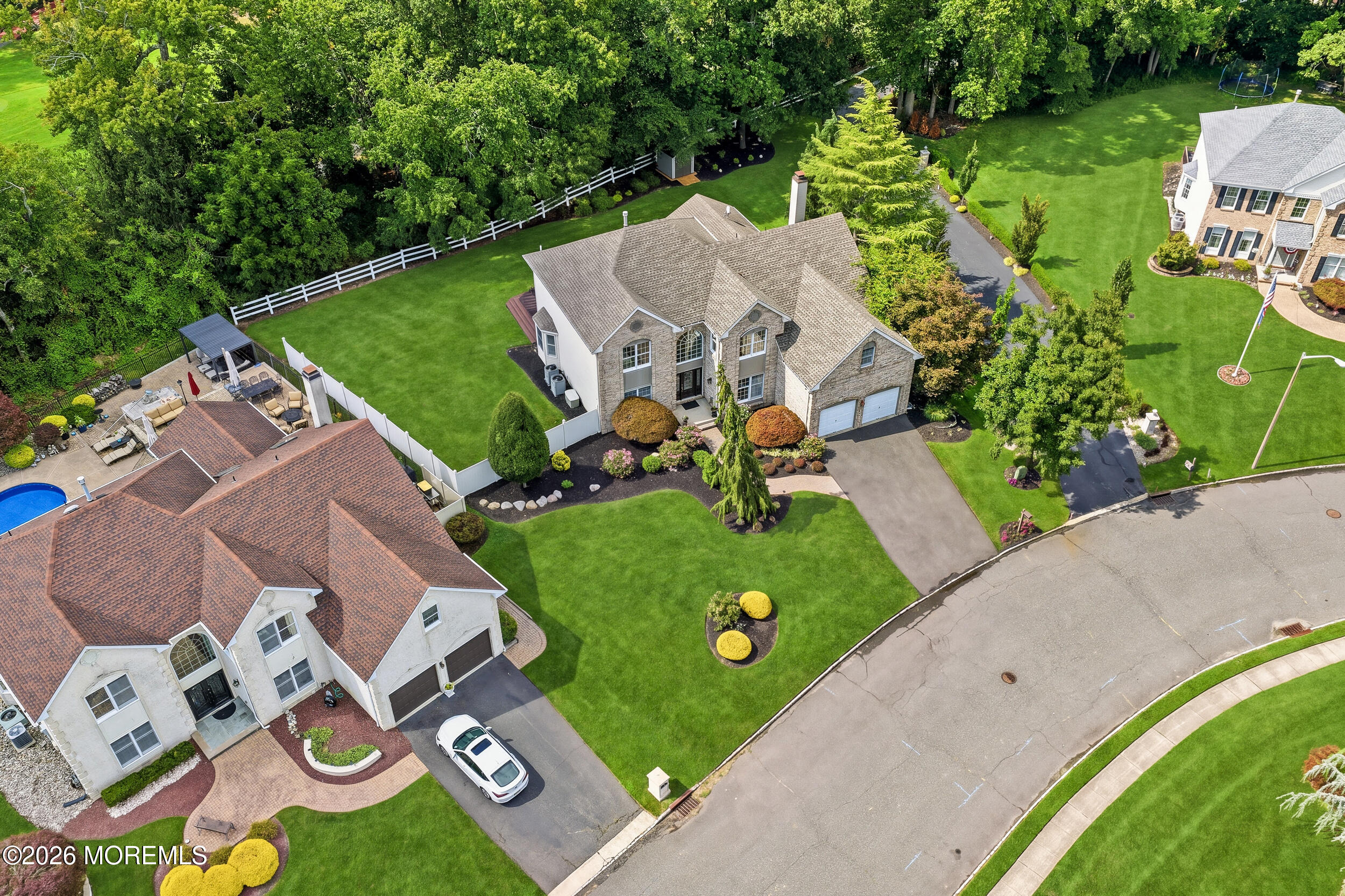 48 Vardon Way Farmingdale NJ 07727