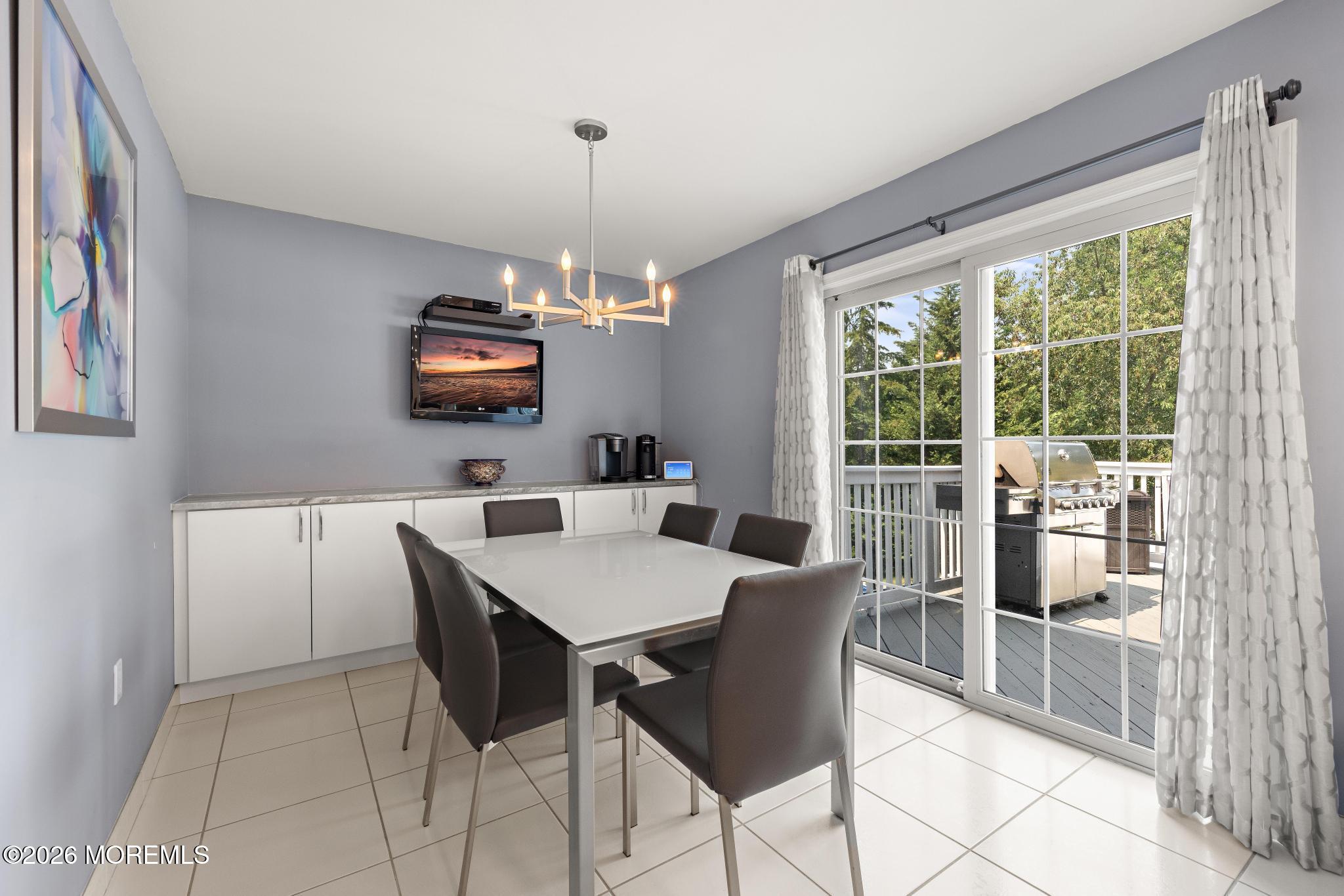 27 Tracy Drive Manalapan NJ 07726