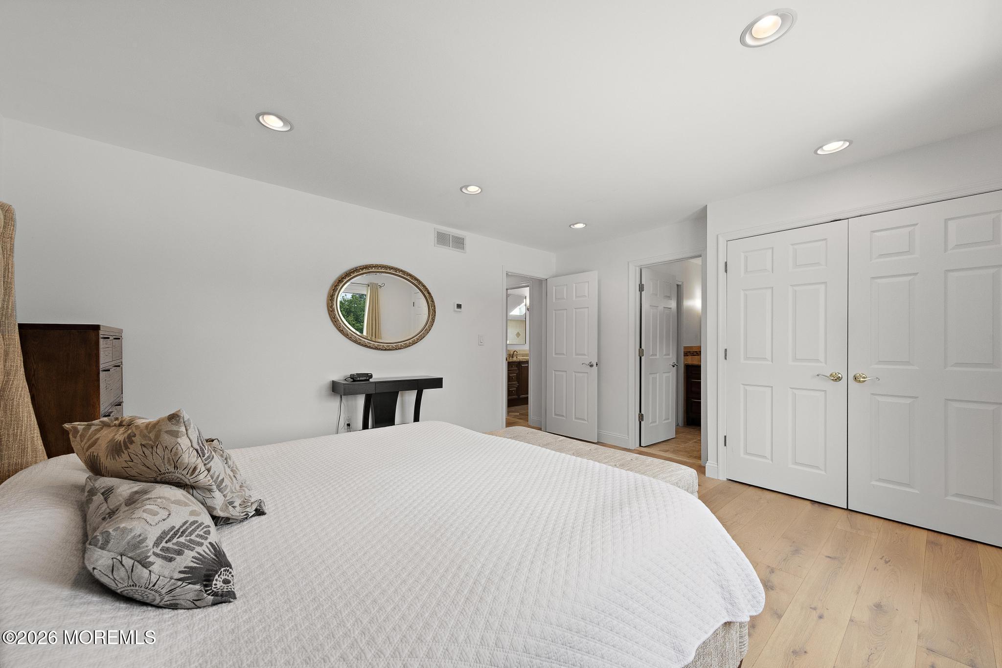 27 Tracy Drive Manalapan NJ 07726