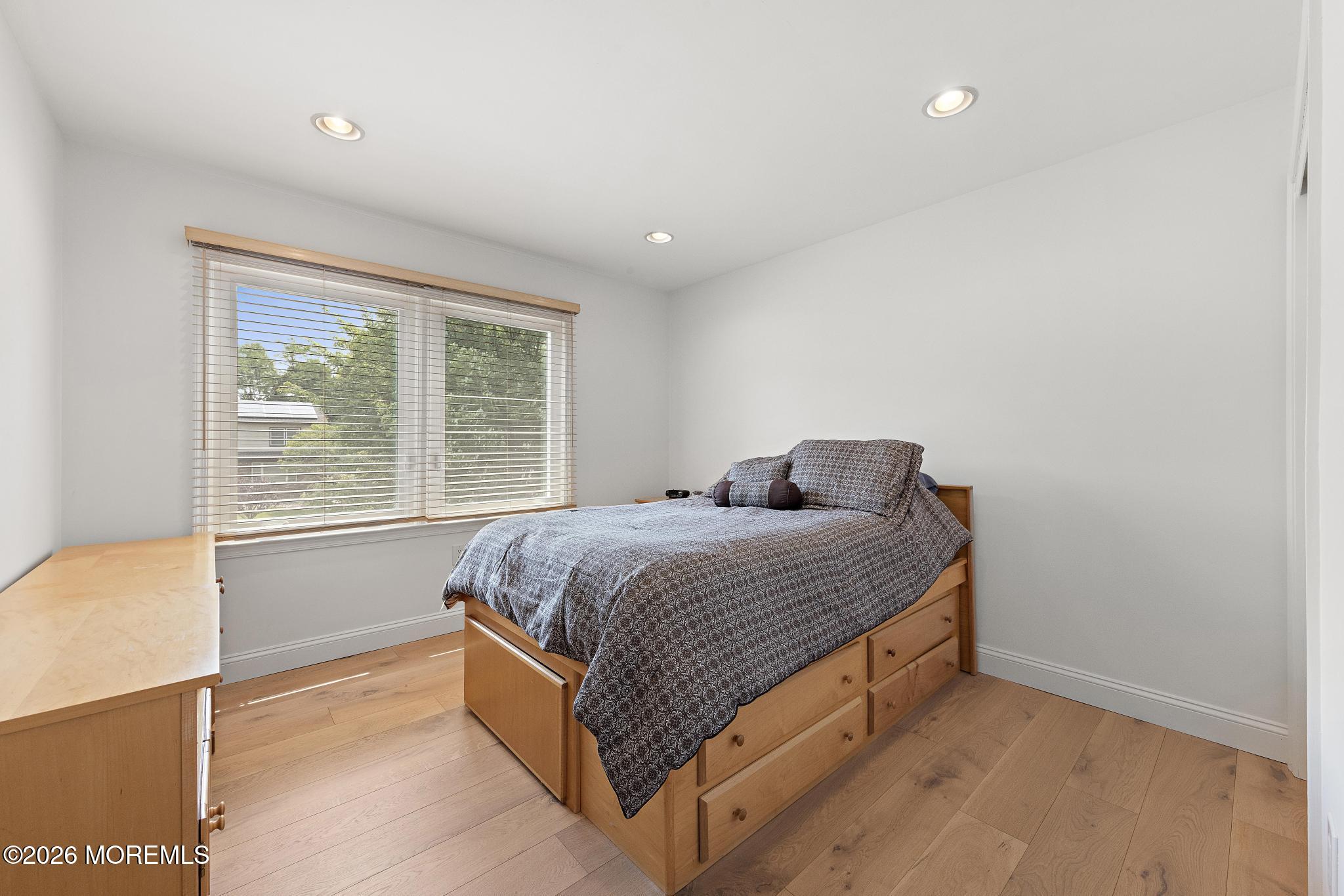 27 Tracy Drive Manalapan NJ 07726