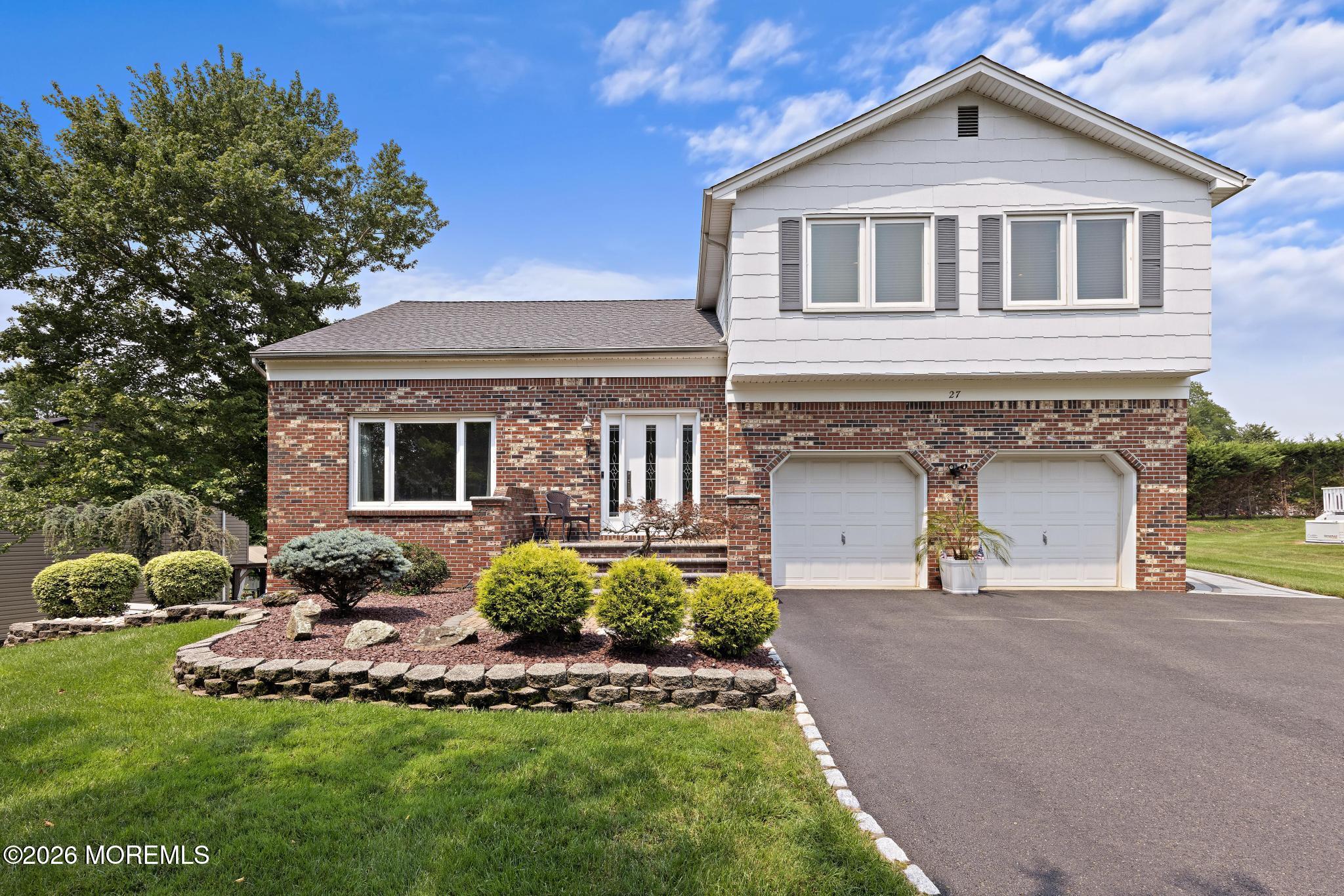 27 Tracy Drive Manalapan NJ 07726