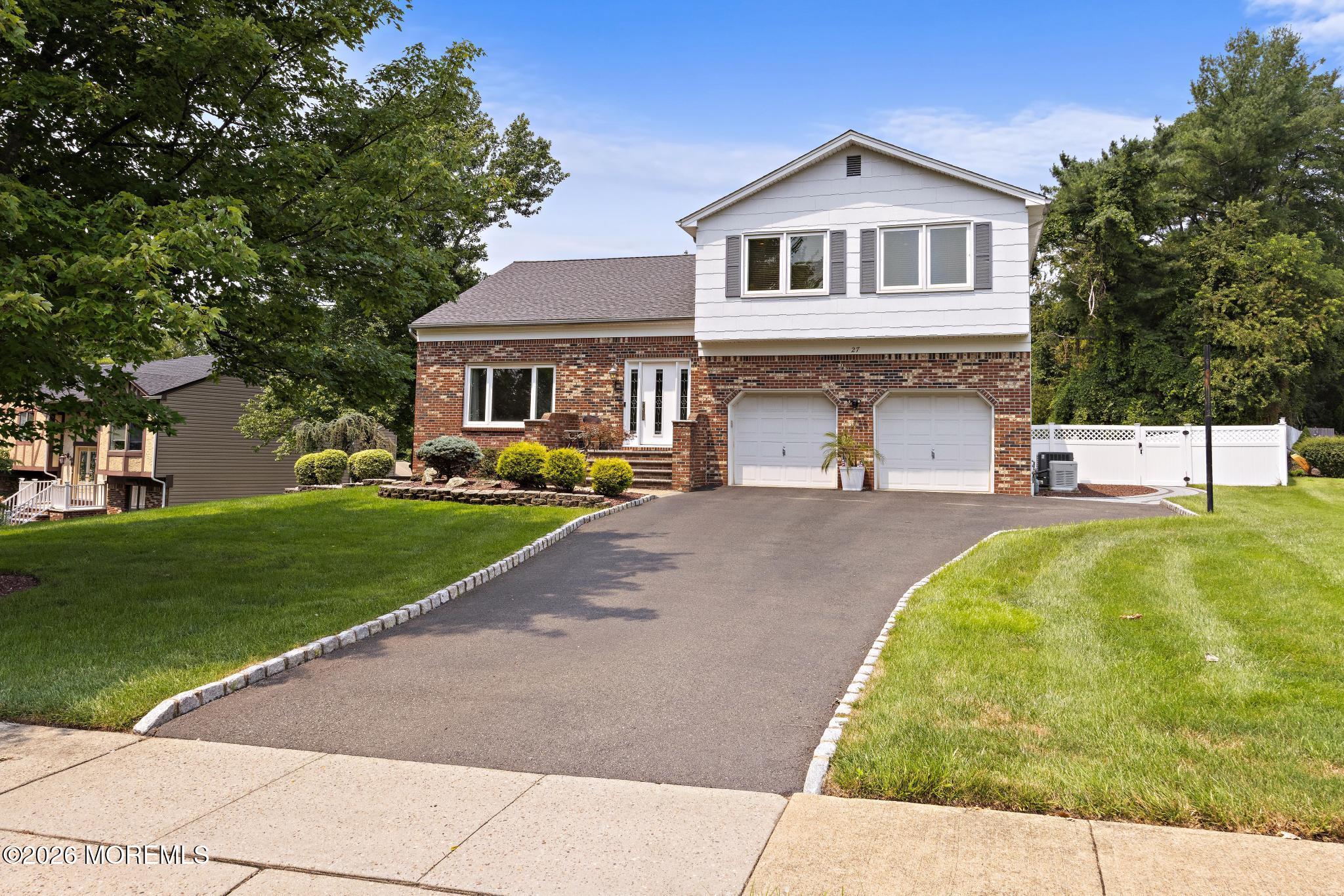 27 Tracy Drive Manalapan NJ 07726