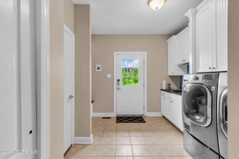 4 Ridgeview Way Allentown NJ 08501
